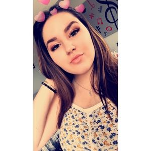 Meet your Posher, Maddi